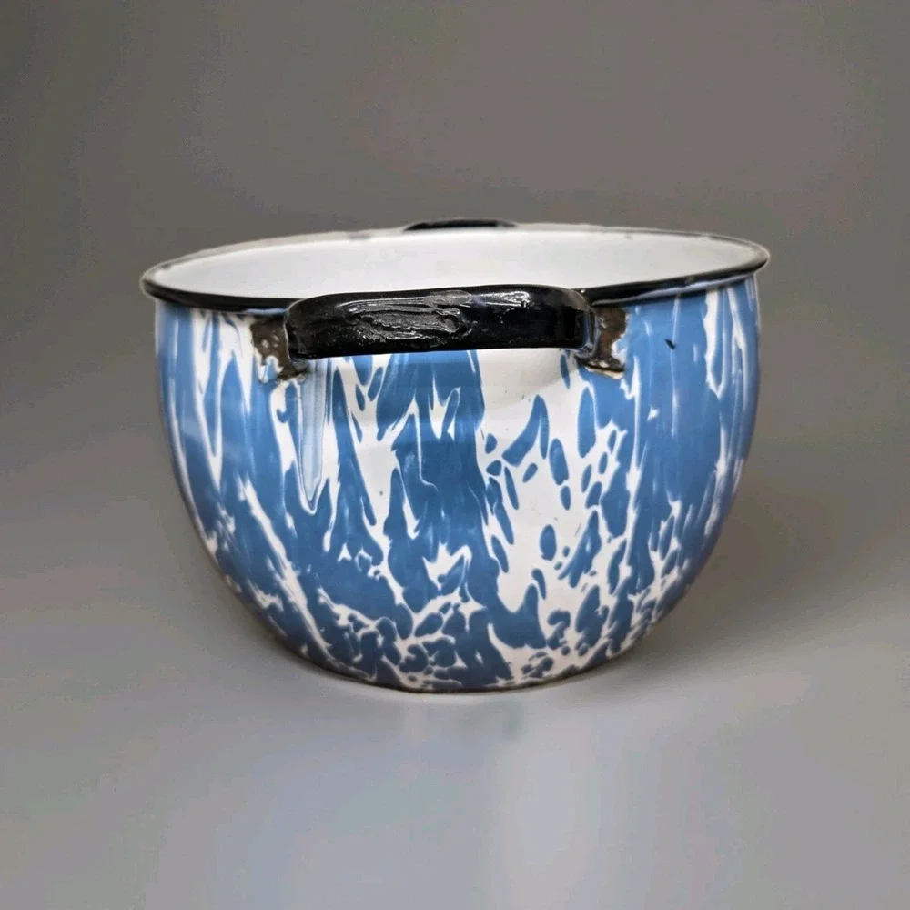 Vintage Blue White Splatter Enamelware Stock Pot 10